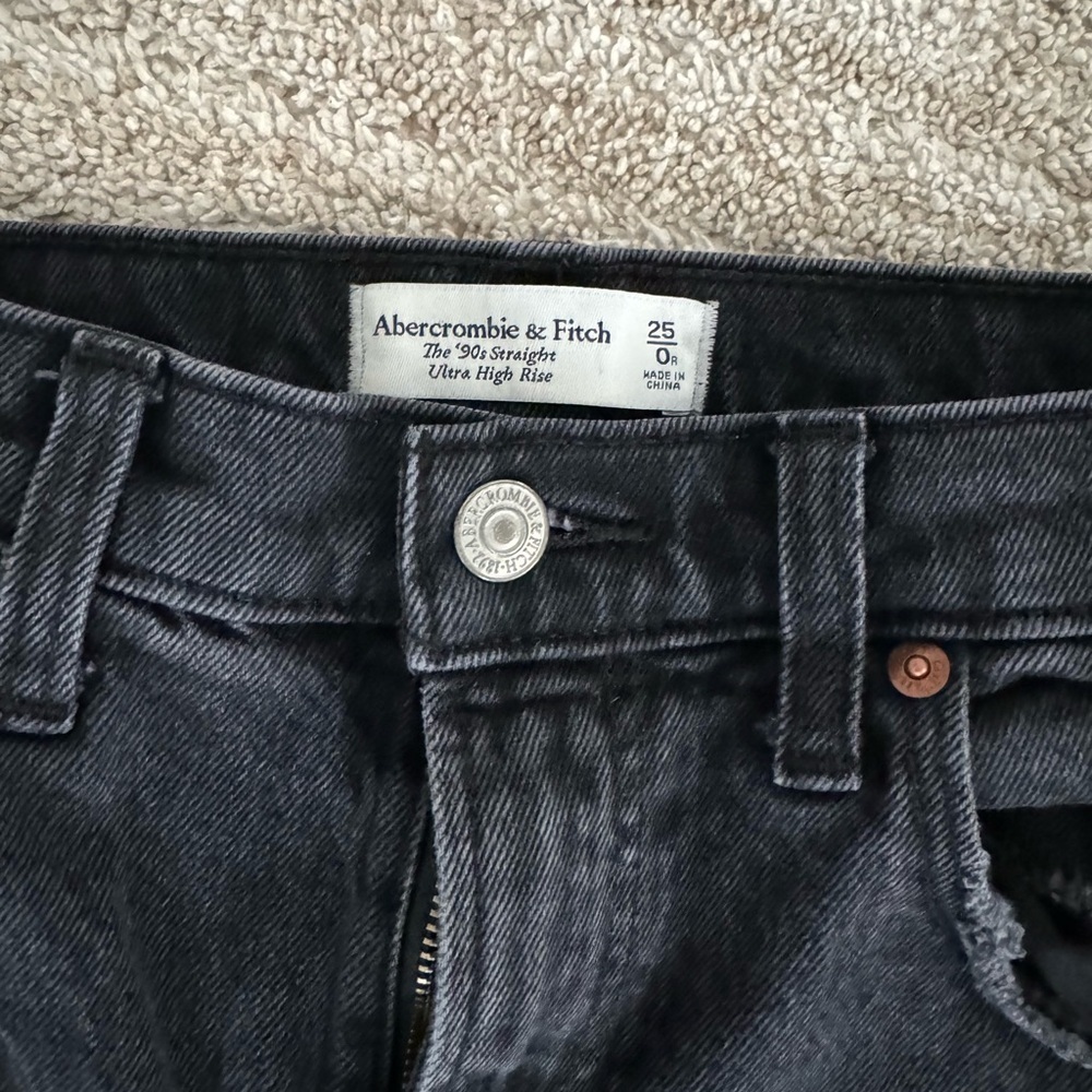 Abercrombie and Fitch denim size 25 - Picture 2 of 3